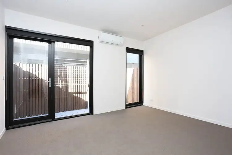 Fifth view of Homely townhouse listing, 19 Albany Road, Mill Park VIC 3082