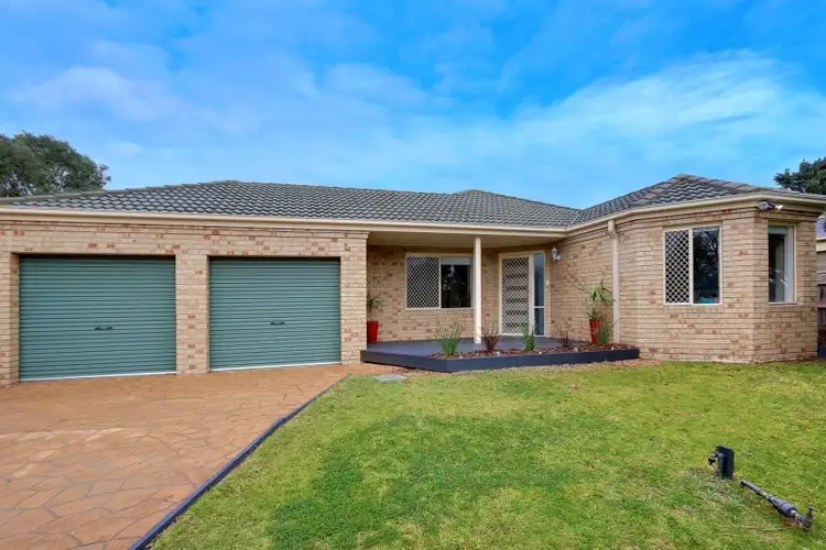 20 Hutchins Park Close, Mornington VIC 3931