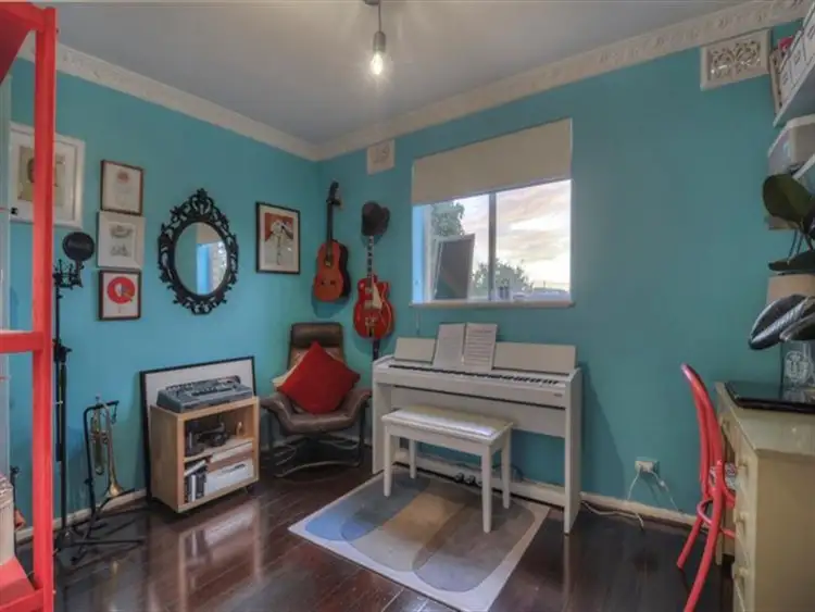 Seventh view of Homely unit listing, 4/15 Park Avenue, Preston VIC 3072