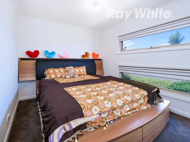 Fourth view of Homely house listing, 33 Allumba Way, Wollert VIC 3750