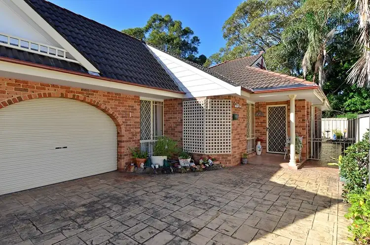 2/10 Picnic Parade, Ettalong Beach NSW 2257