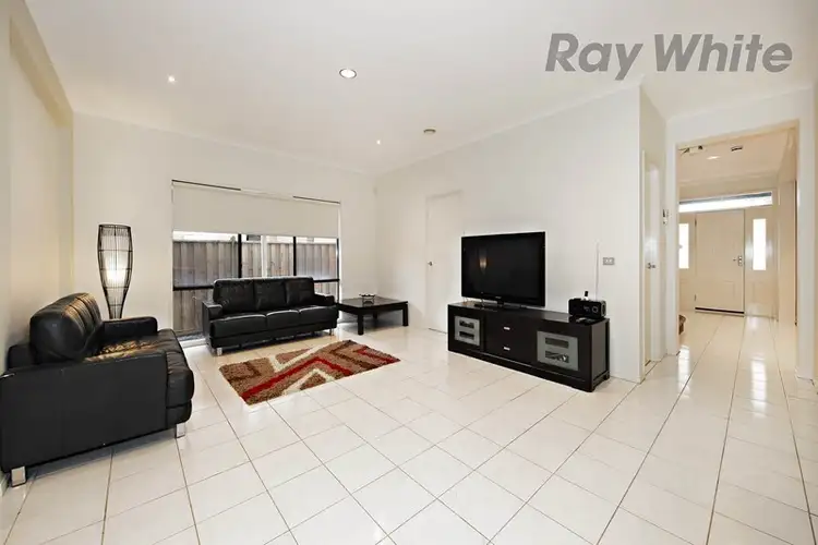 Fifth view of Homely house listing, 4 Tiffany Walk, Sanctuary Lakes VIC 3030