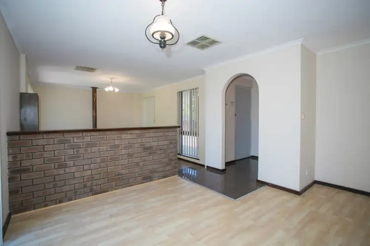 Sixth view of Homely house listing, 4 Tamarine Way, Swan View WA 6056
