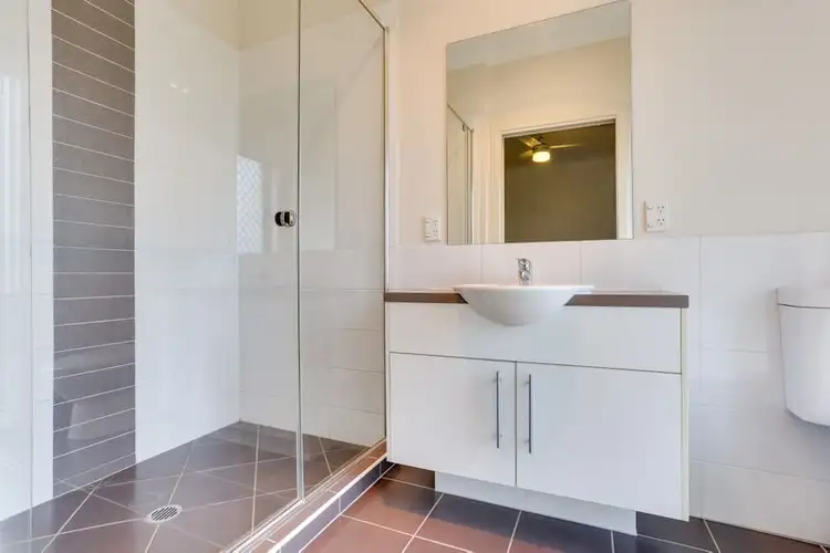 Sixth view of Homely house listing, 2 Violet Avenue, Springfield Lakes QLD 4300