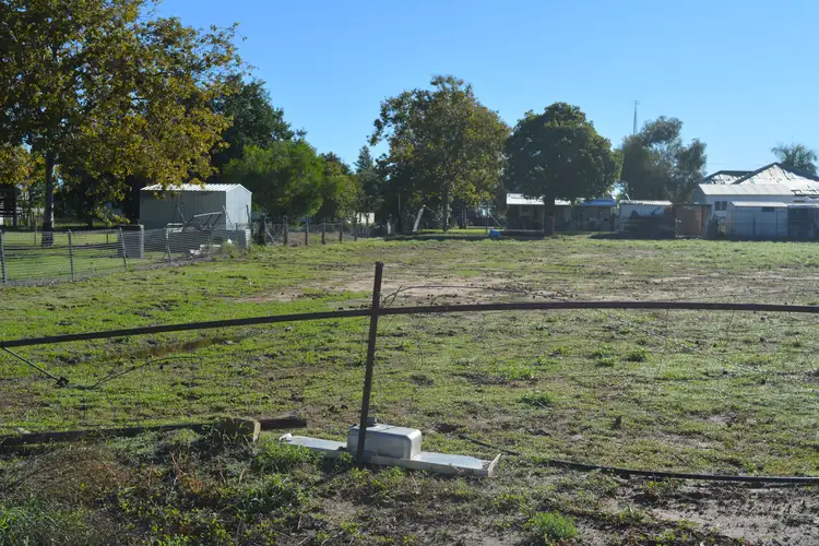 1 Petunia Street, Blackall QLD 4472