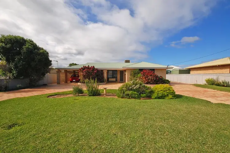 3 Gannet Way, Jurien Bay WA 6516