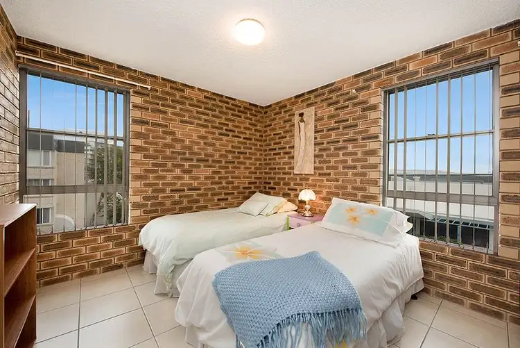 Seventh view of Homely unit listing, Unit 2 'High Five' 16 Dingle Avenue, Caloundra QLD 4551