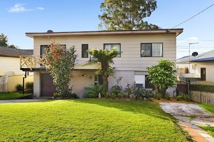 Third view of Homely house listing, 21 Mackay Drive, Tumbi Umbi NSW 2261
