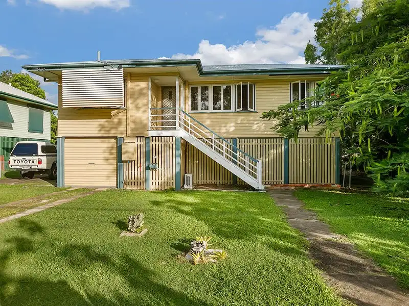 Main view of Homely house listing, 182 Sterculia Avenue, Holland Park West QLD 4121