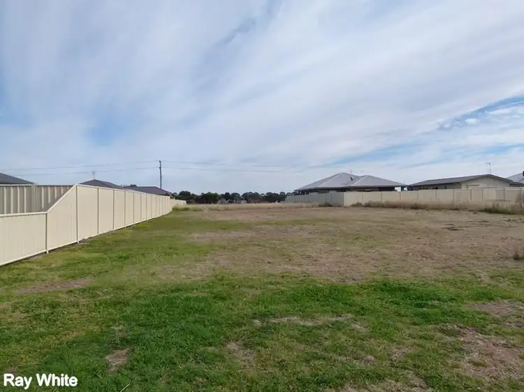 7 Dunstan Close, Forbes NSW 2871