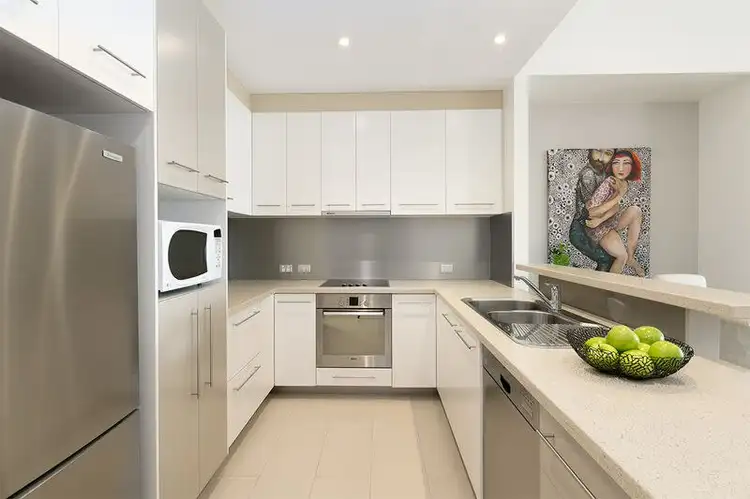 Sixth view of Homely apartment listing, 11/88 Lockerbie Street, Kangaroo Point QLD 4169