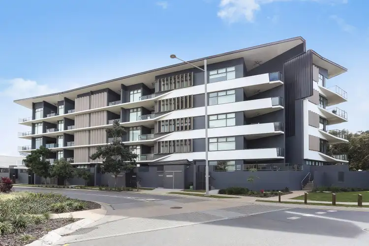 4109/18 Parkside Circuit, Hamilton QLD 4007