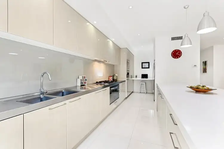 Sixth view of Homely house listing, 35 Andrew Avenue, Tarragindi QLD 4121