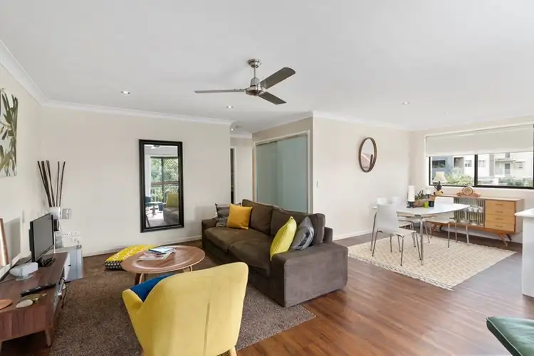 Main view of Homely unit listing, 11/5 Lind Avenue, Palm Beach QLD 4221