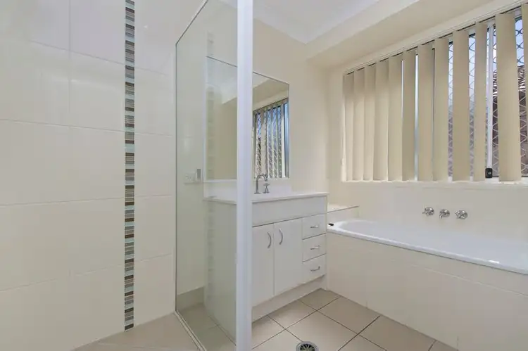 Seventh view of Homely house listing, 5 Halifax Court, Bray Park QLD 4500