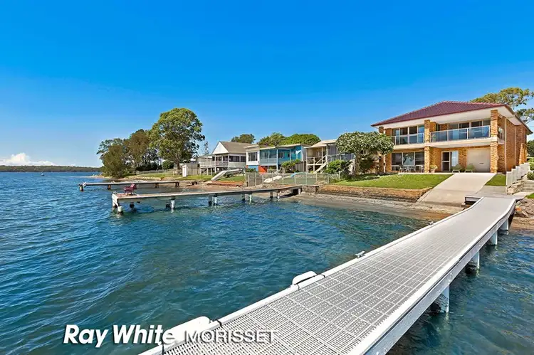 51 Sunshine Parade, Sunshine NSW 2264