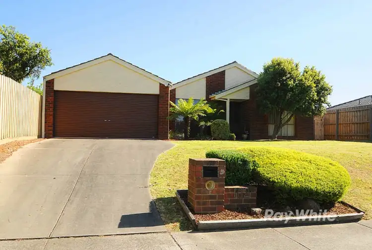 102 Ormonde Road, Ferntree Gully VIC 3156