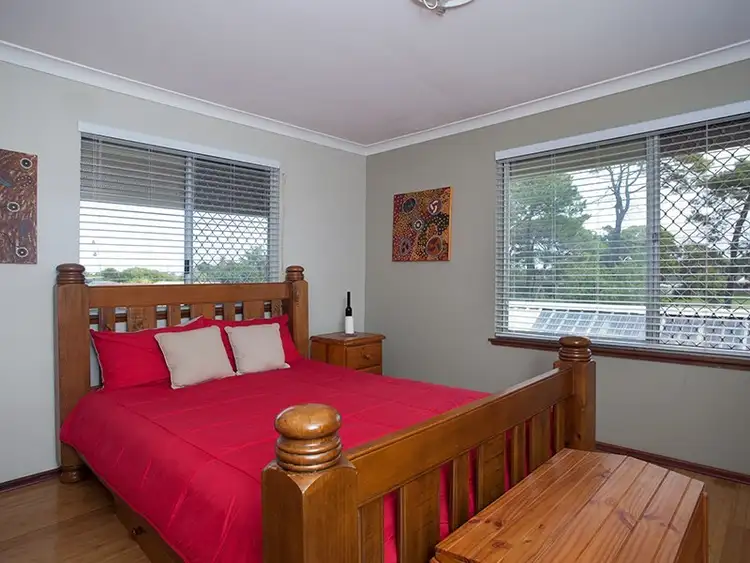 Sixth view of Homely house listing, 2 Quamby Place, Rockingham WA 6168