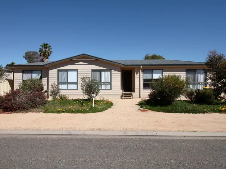 13 Schick Street, Loxton SA 5333