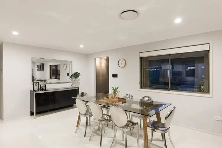 Fifth view of Homely house listing, 15 Naretha Street, Carindale QLD 4152