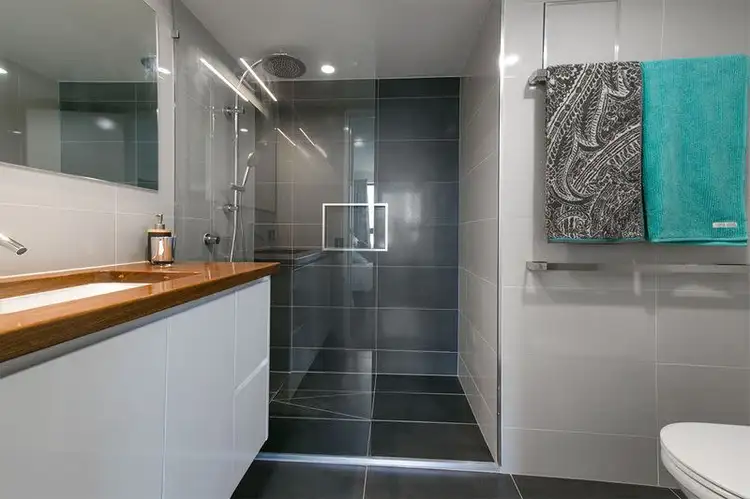 Seventh view of Homely unit listing, 30/1 Goodwin Street, Kangaroo Point QLD 4169