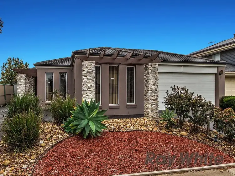 9 Pimelea Terrace, St Albans VIC 3021