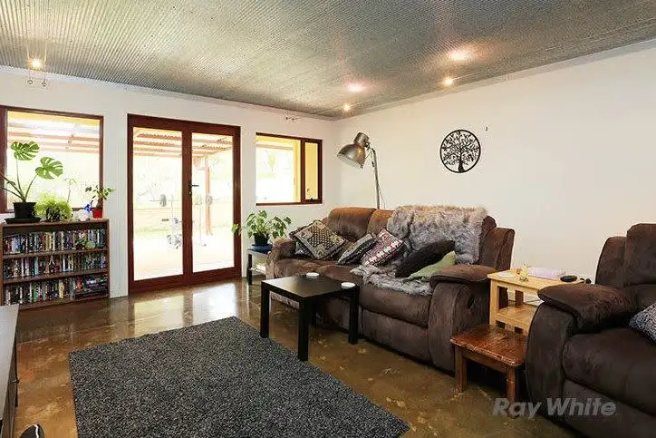 14 Hartley Road, Clare SA 5453