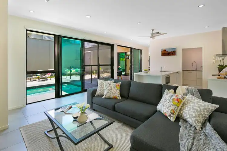 Seventh view of Homely house listing, 10 Edgewater Place, Bulimba QLD 4171