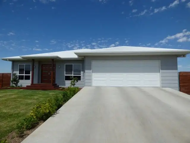 30 beetson Drive, Roma QLD 4455
