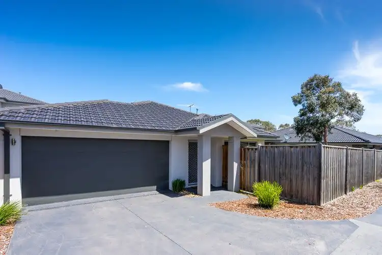 2/12 Bradford Drive, Carrum Downs VIC 3201
