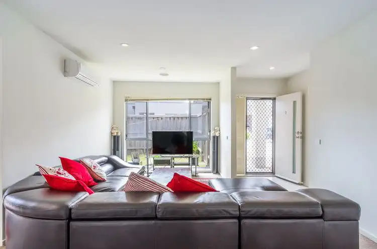 Third view of Homely unit listing, 2/12 Bradford Drive, Carrum Downs VIC 3201