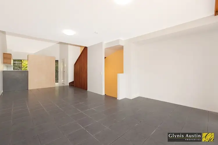 Fifth view of Homely apartment listing, 8/37 Thornbury Street, Spring Hill QLD 4000