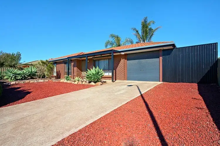 16 Lisbon Road, Craigmore SA 5114