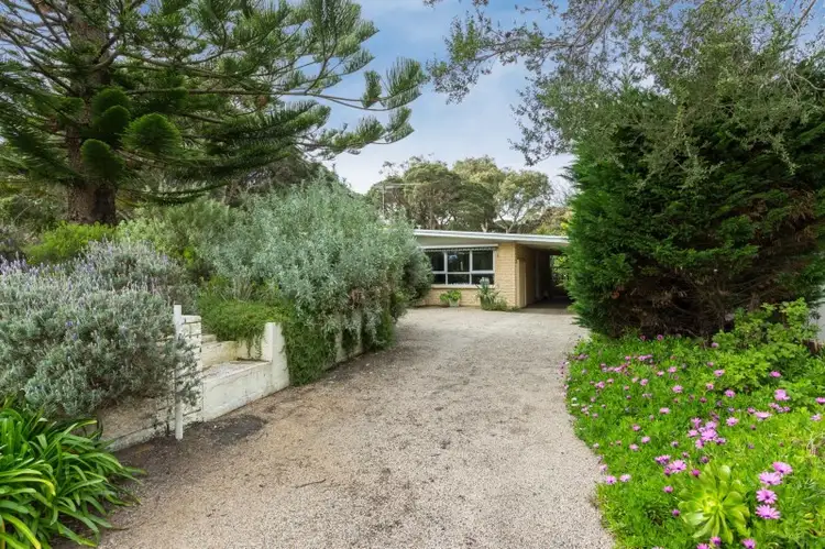 23 Robin Parade, Rye VIC 3941