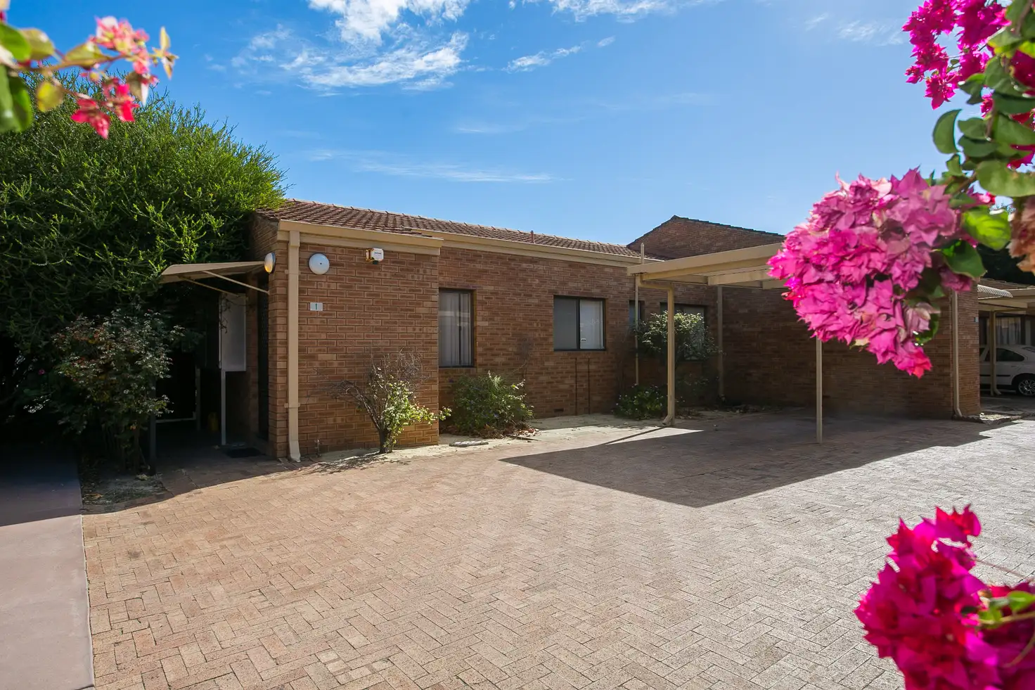 Main view of Homely unit listing, 1/64 Railway Parade, Midland WA 6056