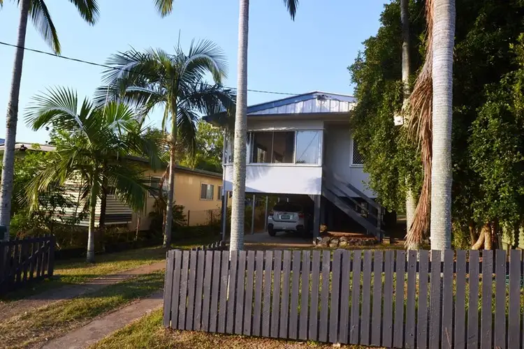 33 Pandanus Street, Cooee Bay QLD 4703