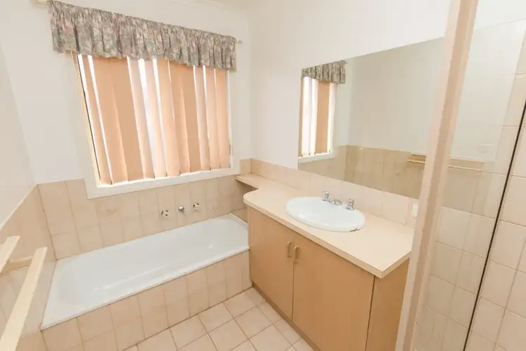 Sixth view of Homely townhouse listing, 2/872 Fifteenth Street, Mildura VIC 3500
