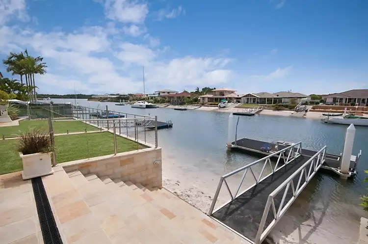 8 Barellan Avenue, Yamba NSW 2464