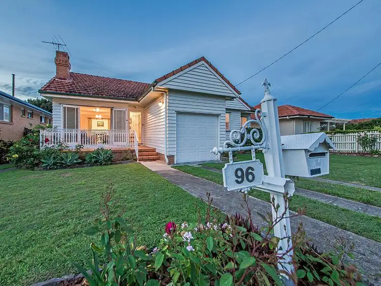 96 Martha Street, Camp Hill QLD 4152