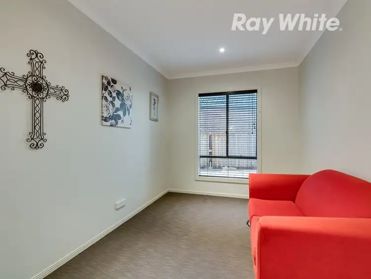 Sixth view of Homely house listing, 18 Cotchin Close, Wollert VIC 3750