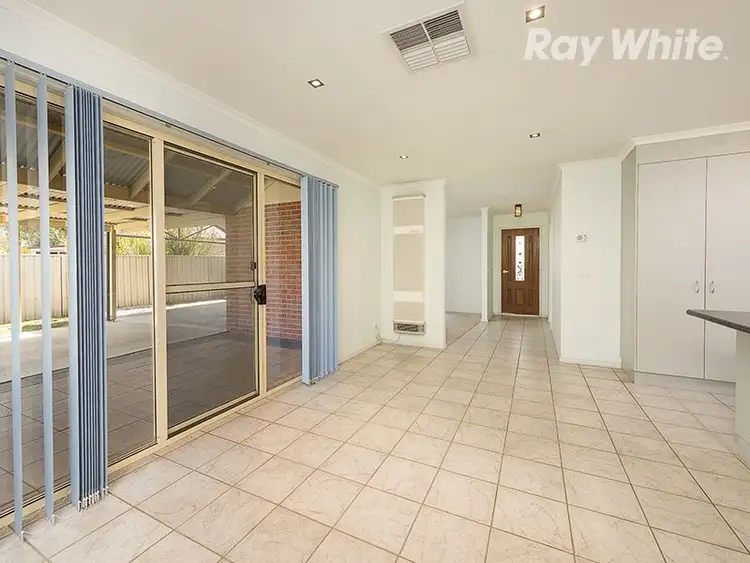 Seventh view of Homely house listing, 25 Almurta Court, Springdale Heights NSW 2641