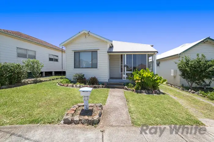 Main view of Homely house listing, 5 Vera Street, Waratah West NSW 2298