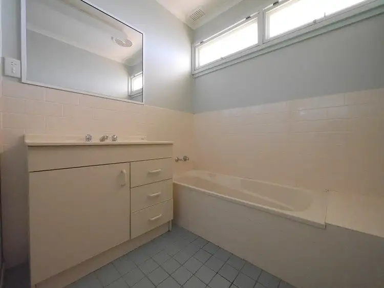 Fifth view of Homely house listing, 4 Karinya Street, Cowra NSW 2794