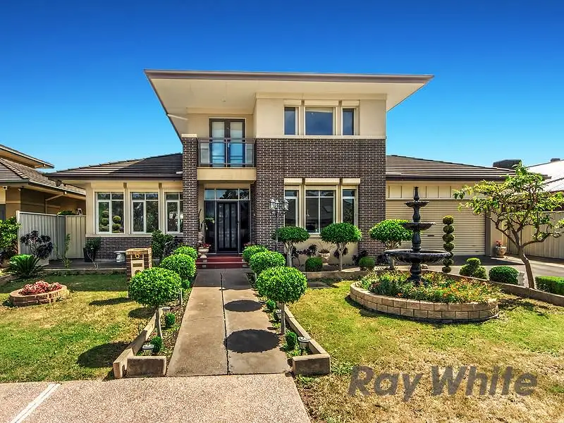 Main view of Homely house listing, 6 Edgewood Court, Cairnlea VIC 3023