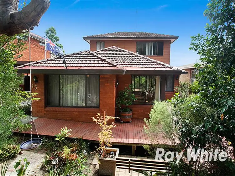13 Jane Place, Heathcote NSW 2233