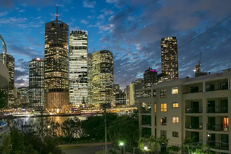13/16 Bright Street, Kangaroo Point QLD 4169