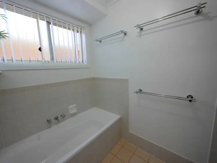 Fifth view of Homely house listing, 2 Echuca Place, Cowra NSW 2794