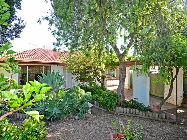 29 Desmond Road, Hackham SA 5163