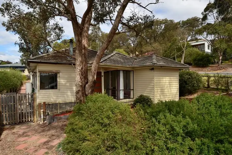 50 Curtain Road, Hurstbridge VIC 3099
