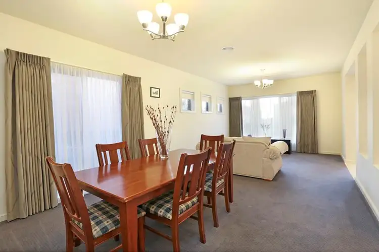 Fourth view of Homely house listing, 5 Exmoor Close, Highton VIC 3216